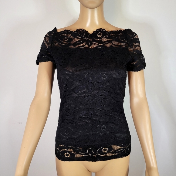Floral Black short sleeved Top GAGAOPT -  Size M - Picture 3 of 7